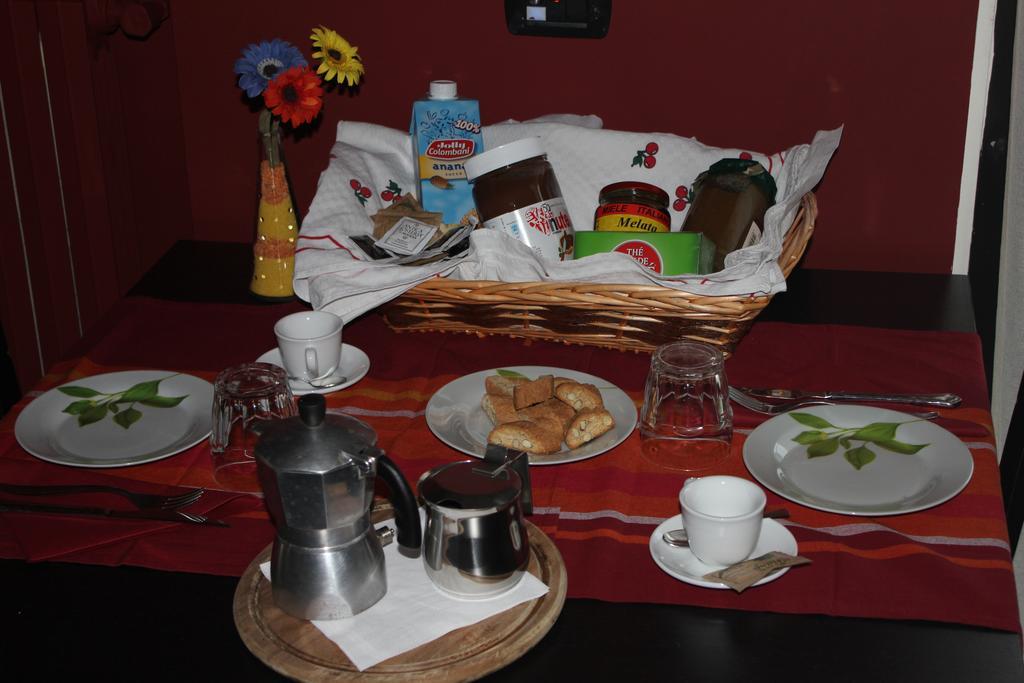 Bed & Bacco Διαμέρισμα Μπέργκαμο Δωμάτιο φωτογραφία